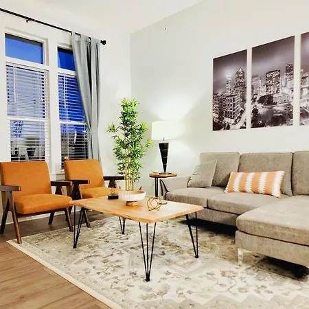 Appartamento New Stylish Getaway- 5 Mil To Uptown/3 Smart Tvs! Charlotte Esterno foto