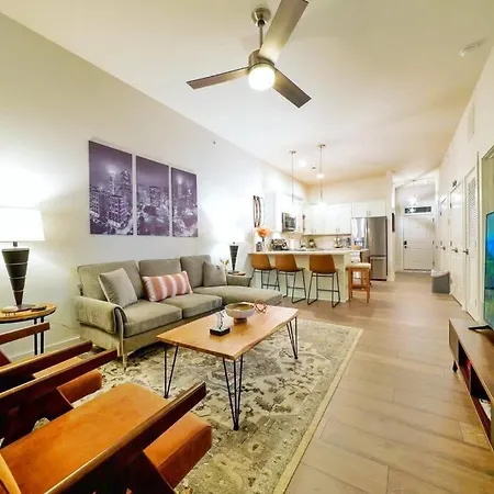 Appartamento New Stylish Getaway- 5 Mil To Uptown/3 Smart Tvs! Charlotte Esterno foto