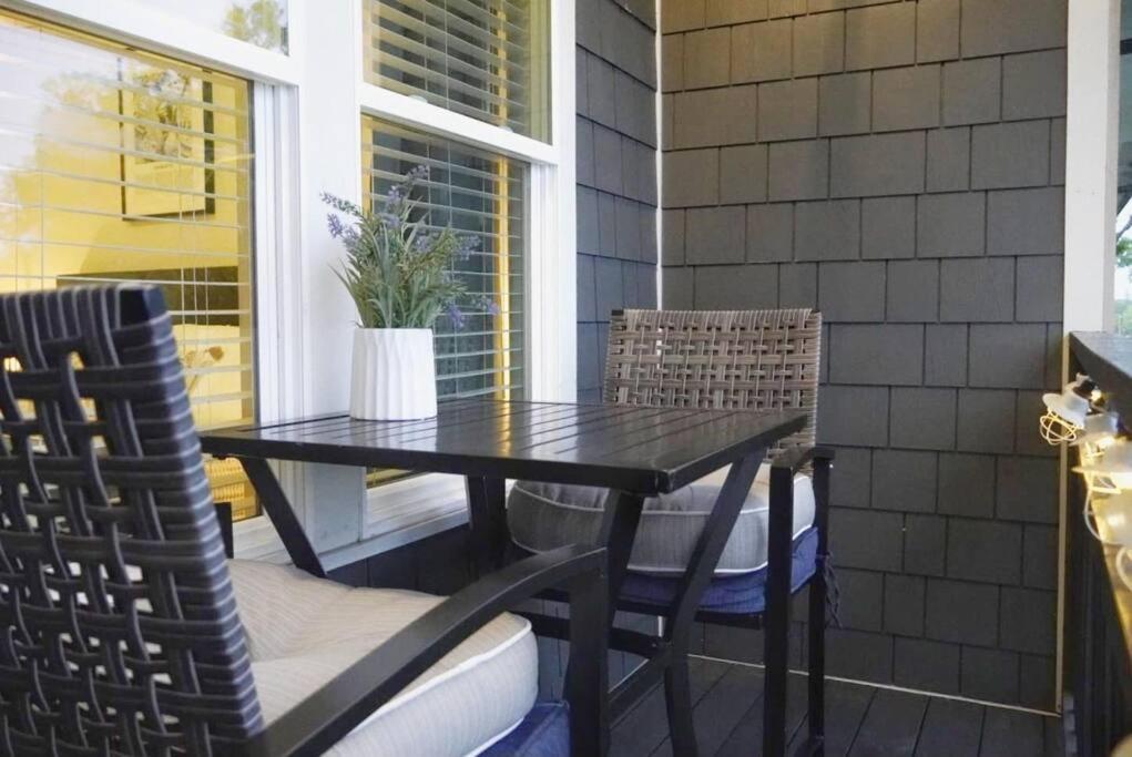 Apartment New Stylish Getaway- 5 Mil To Uptown/3 Smart Tvs! Charlotte